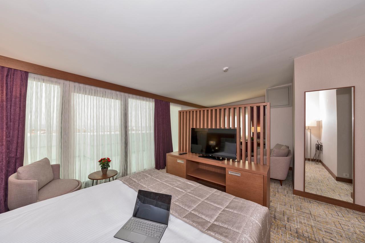 Land Park 4* Стамбул