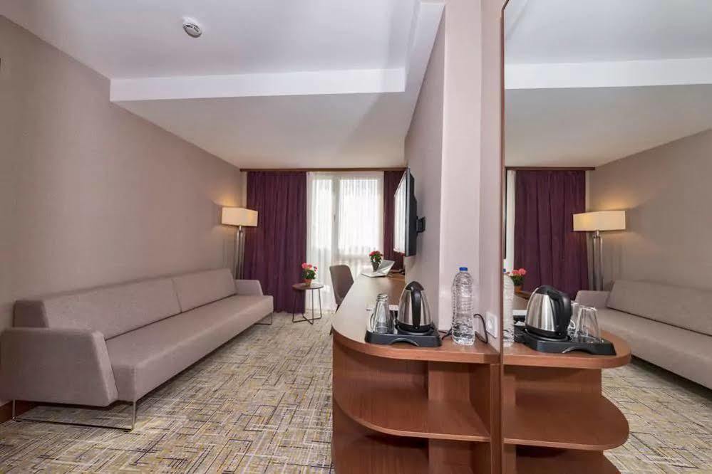 Land Park 4* Стамбул